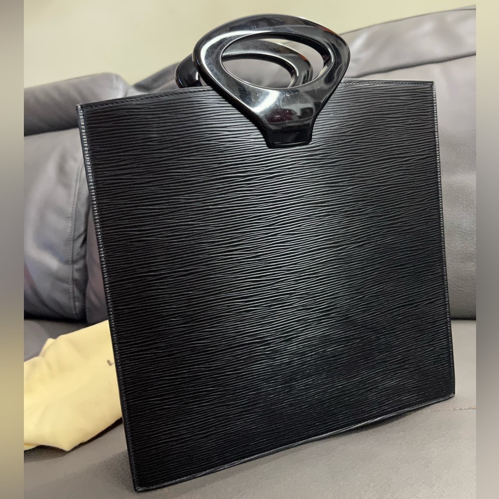 Louis Vuitton Ombre Epi Tote